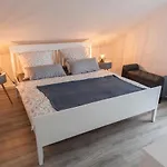 Апартаменты Fuldaliebe - Helle Mit Kueche, Parkplatz, Wlan, Self Check-in *