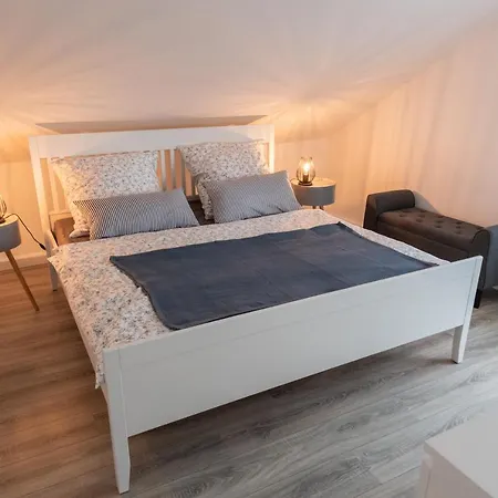 Apartmán Fuldaliebe - Helle Mit Kueche, Parkplatz, Wlan, Self Check-in *