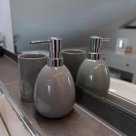 Fuldaliebe - Helle Mit Kueche, Parkplatz, Wlan, Self Check-in * Фульда