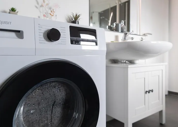 Fuldaliebe - Helle Mit Kueche, Parkplatz, Wlan, Self Check-in