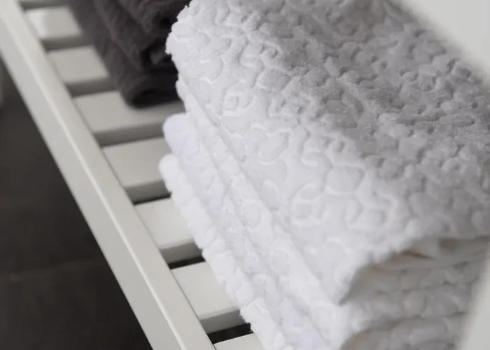 شقة Fuldaliebe - Helle Mit Kueche, Parkplatz, Wlan, Self Check-in فولدا